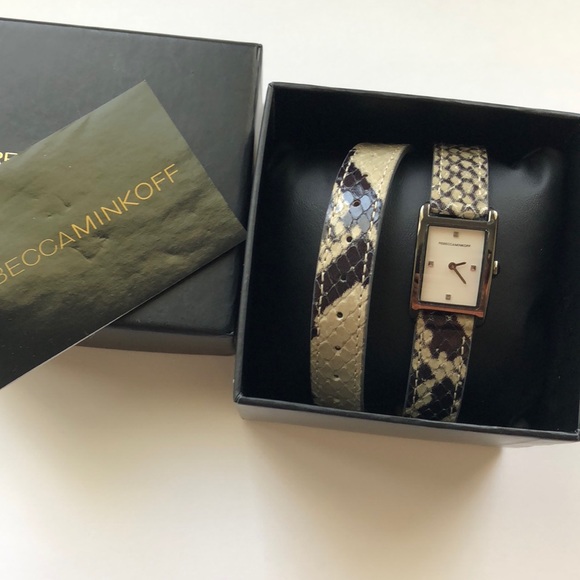 NWT Rebecca Minkoff wrap-around women’s watch - Picture 2 of 7